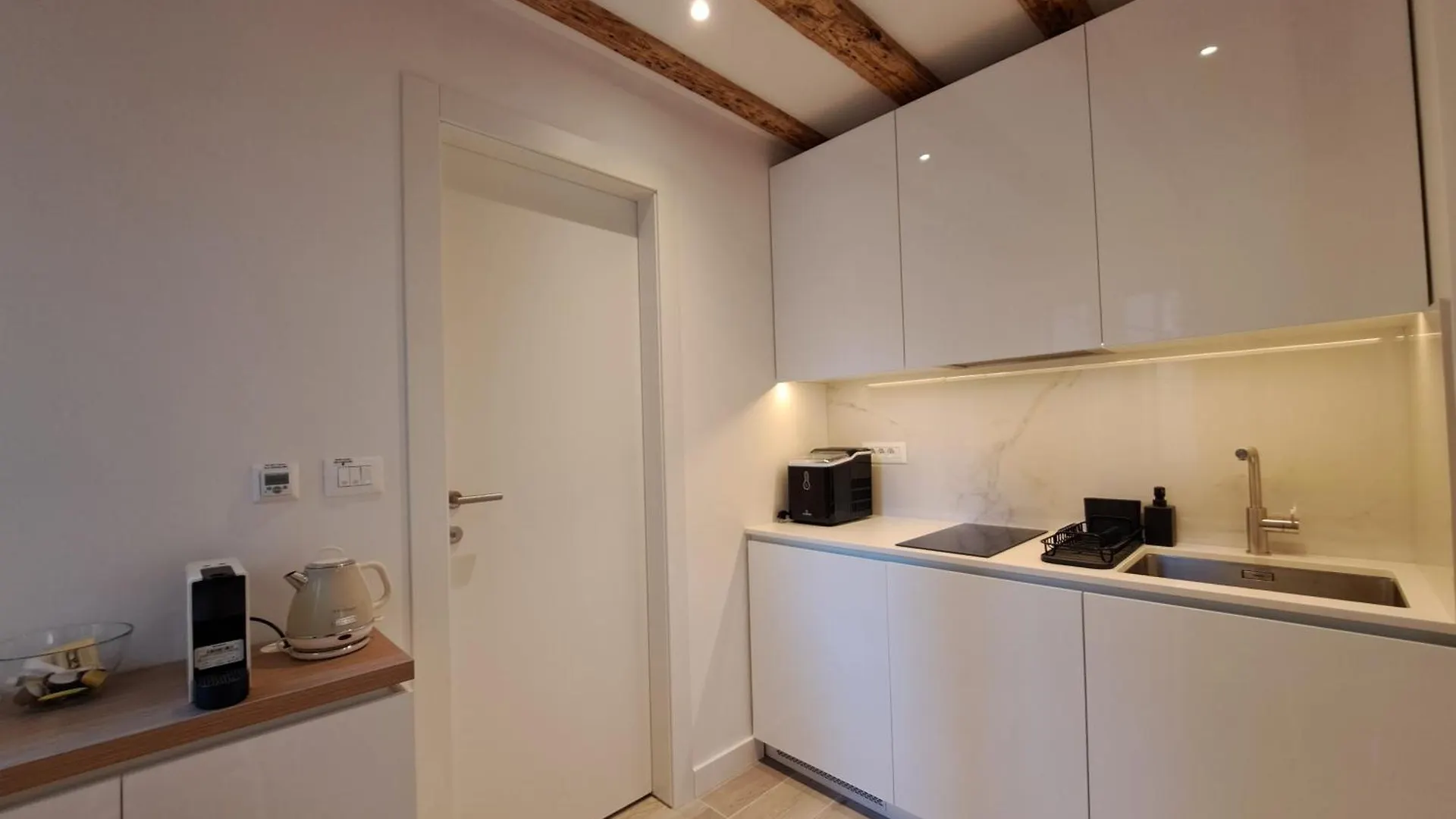 House Olenta - New From 2025 Apartment Split