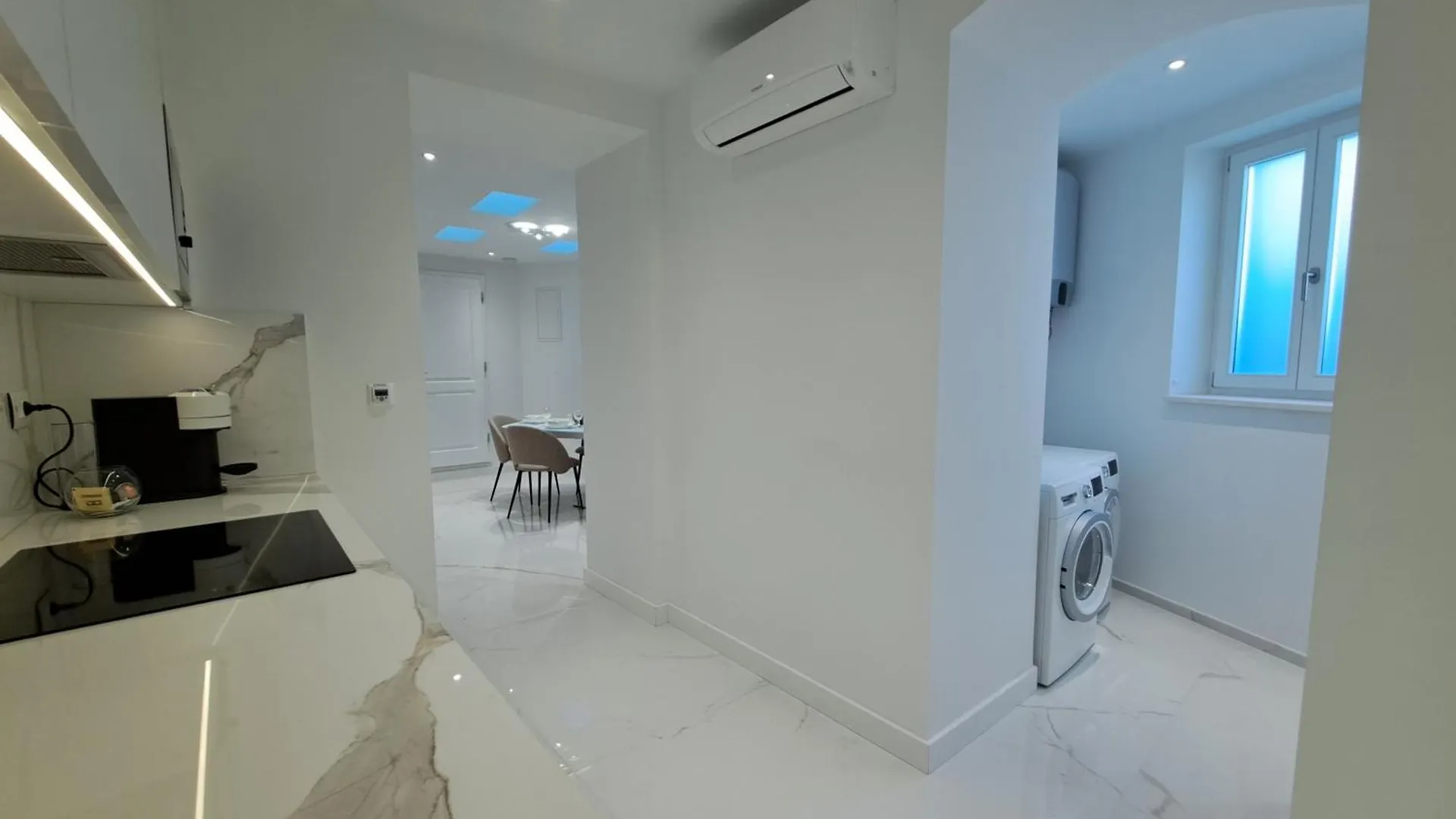 House Olenta - New From 2025 Apartment Split