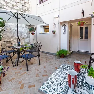 Guesthause Arbor Apartment