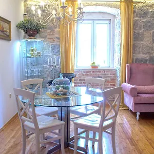 Theatre Apartment